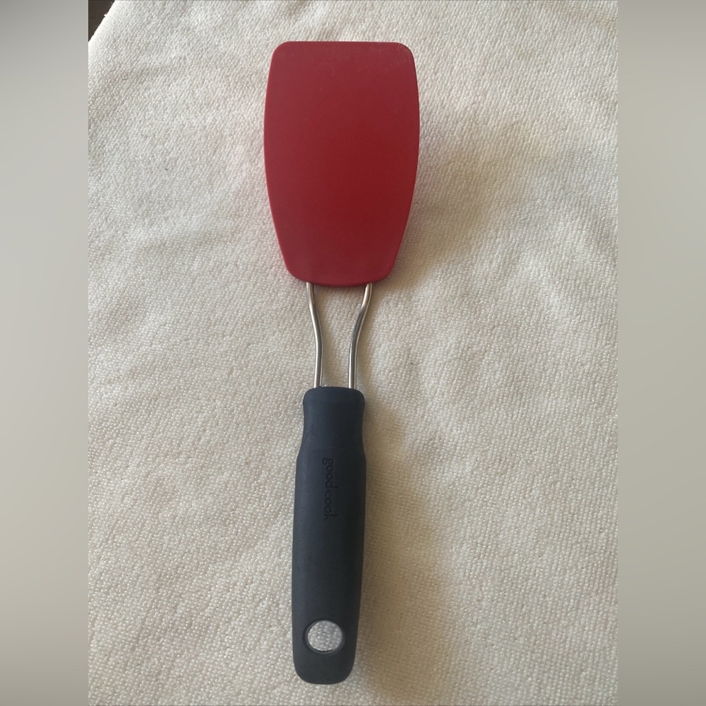 Red Silicone Turner Spatula with Black Comfort Handle